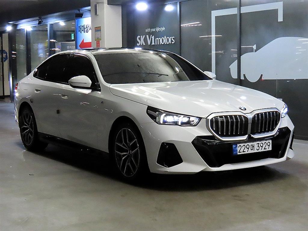 BMW 5 Series 2024 - Importación desde Corea - HF Imports Iquique - Foto 1