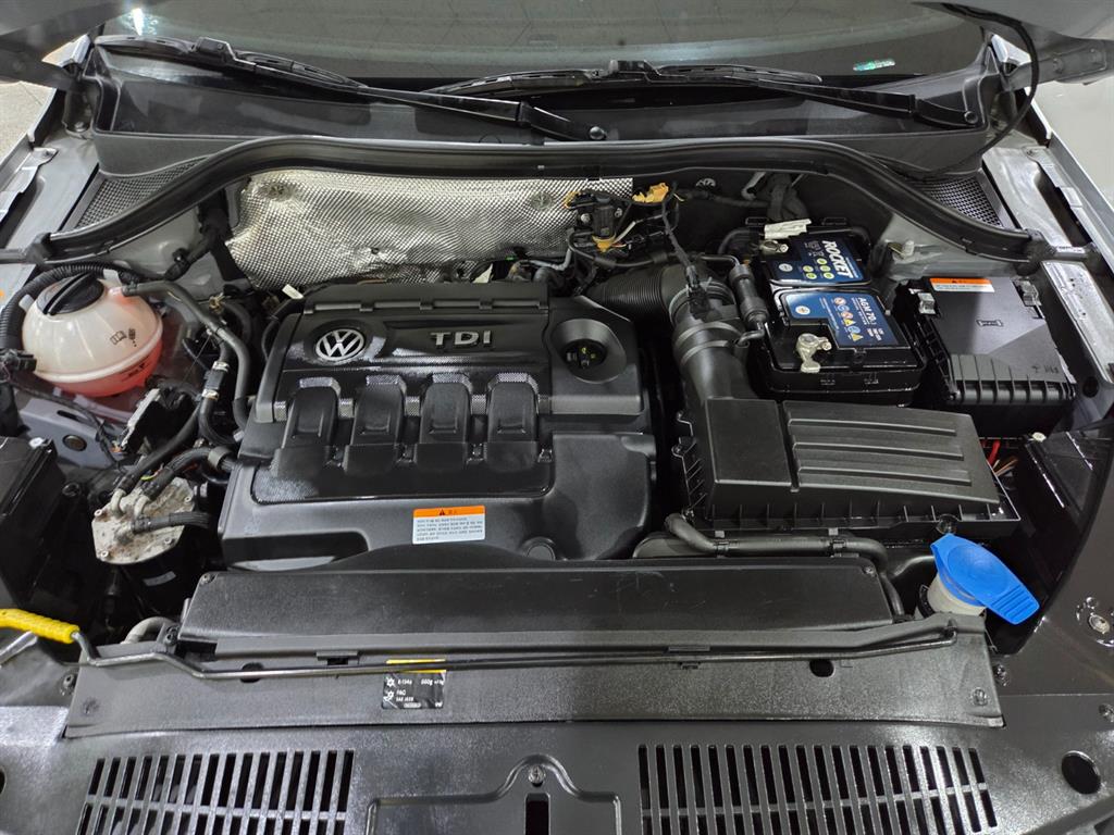 Volkswagen Tiguan 2016 Plateado - Importación desde Corea - HF Imports Iquique - Foto 18