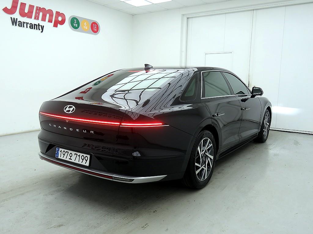 HYUNDAI Grandeur - Vista 4