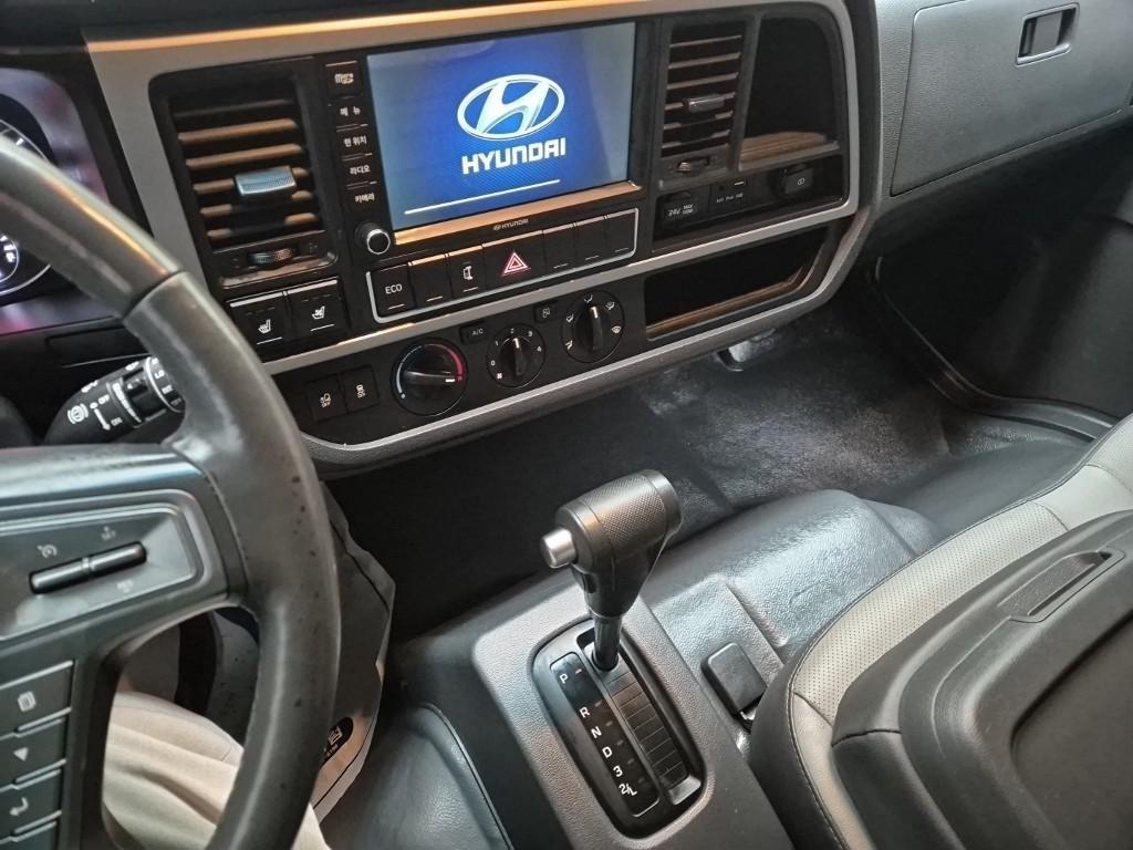 medium and large cargo truck 2024 Blanco - Importación desde Corea - HF Imports Iquique - Foto 18