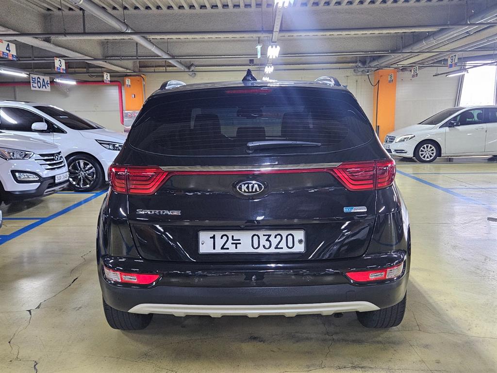 KIA Sportage - Vista 4