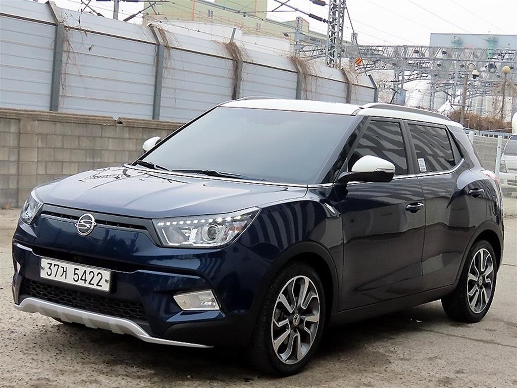 Ssangyong Tivoli - Vista 3