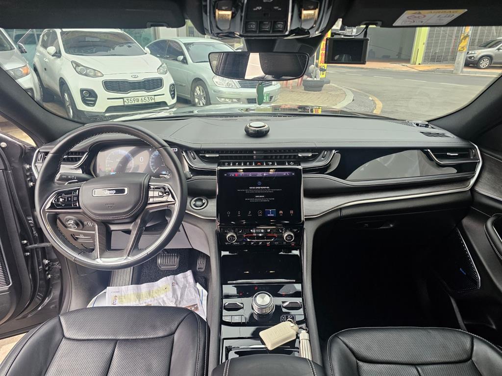 Jeep Cherokee - Vista 12