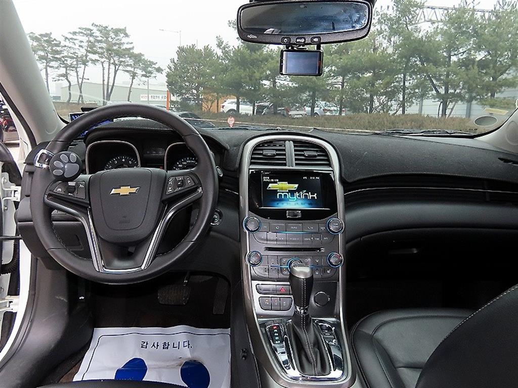 Chevrolet Malibu - Vista 7