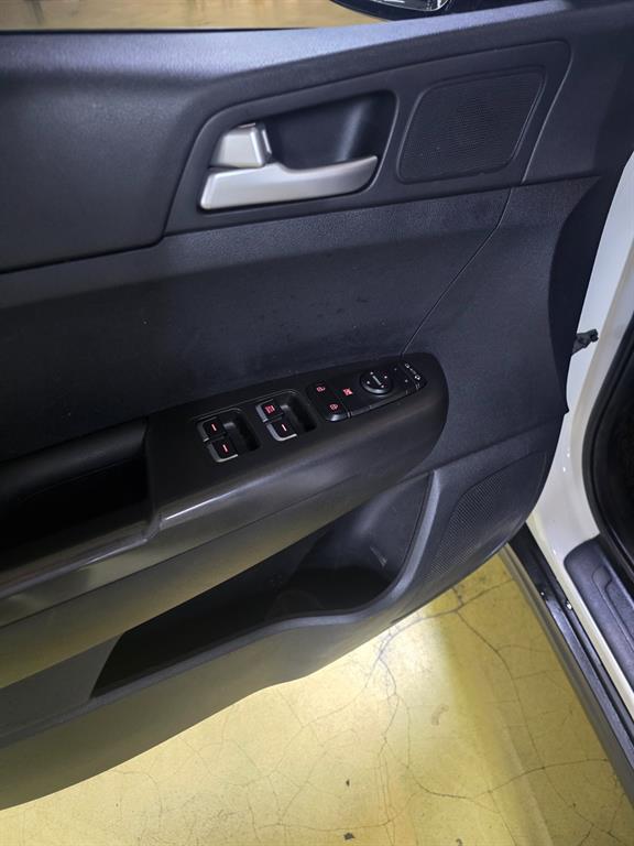 KIA Sportage - Vista 6