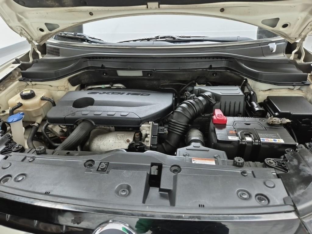 Ssangyong Tivoli - Vista 5