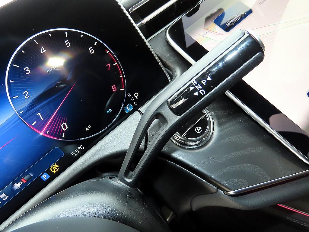 Mercedes Benz E class - Vista 10