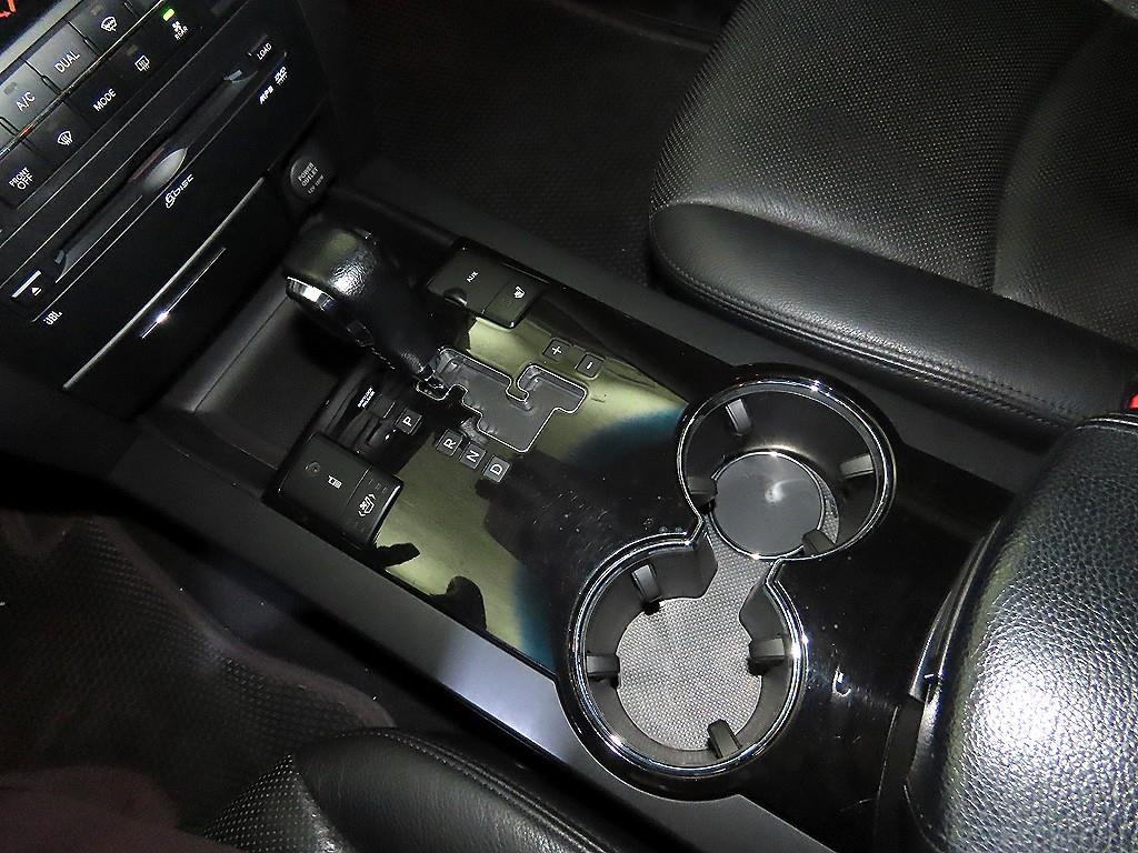 KIA Mohave - Vista 12