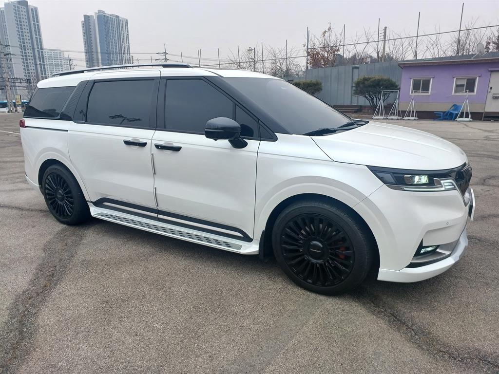 KIA Carnival - Vista 4