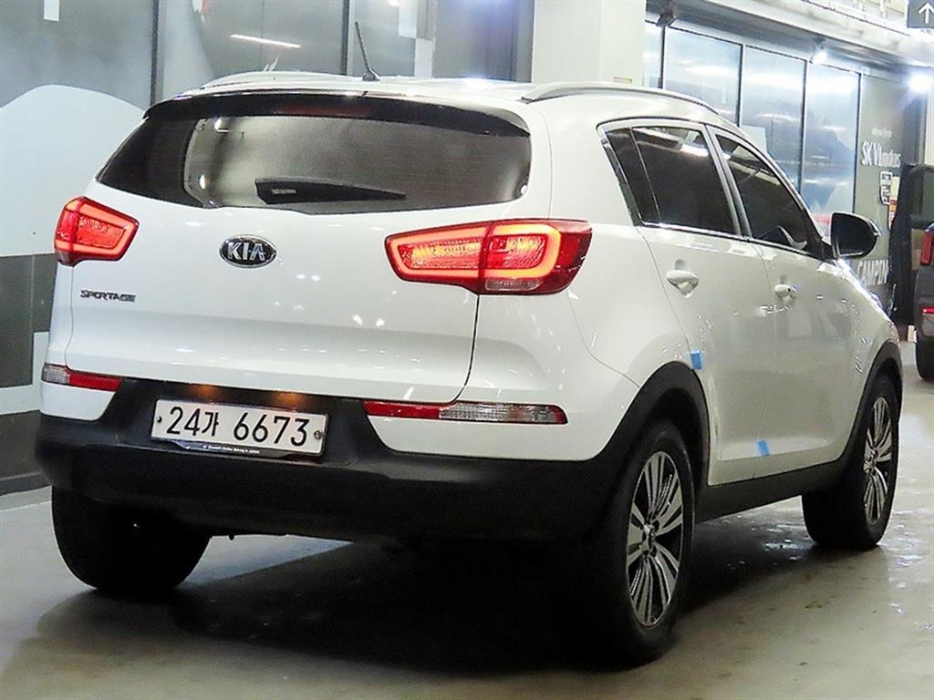 KIA Sportage - Vista 4