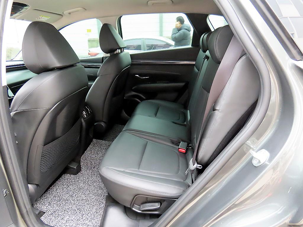 HYUNDAI Tucson - Vista 6