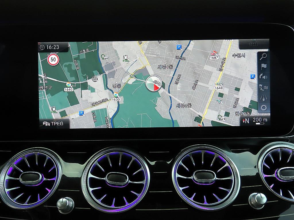 Mercedes Benz E class 2017 Gris - Importación desde Corea - HF Imports Iquique - Foto 14