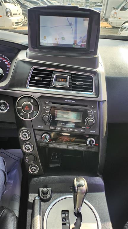 Ssangyong Korando - Vista 8