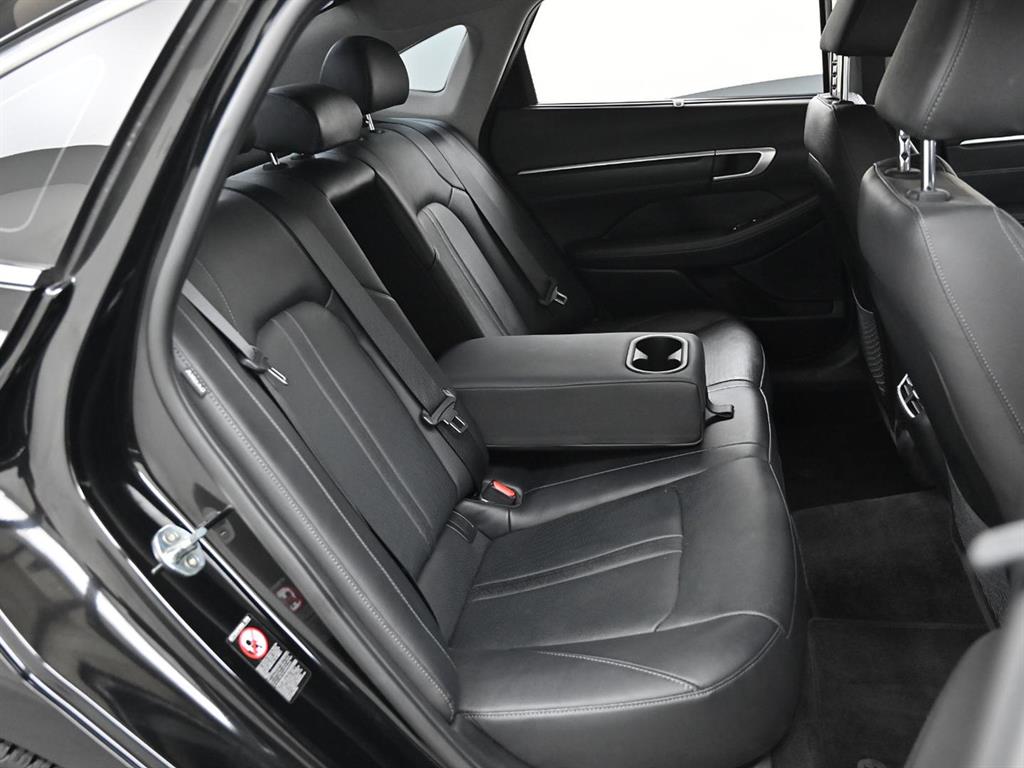 HYUNDAI Sonata - Vista 12