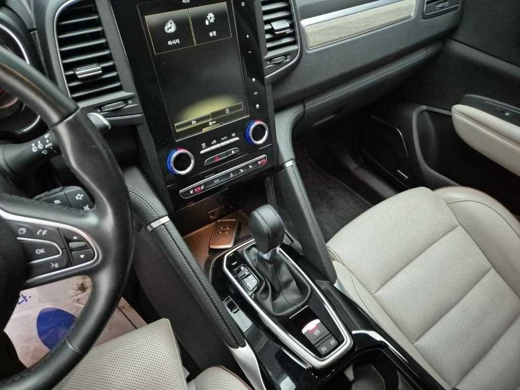 SAMSUNG QM6 - Vista 10