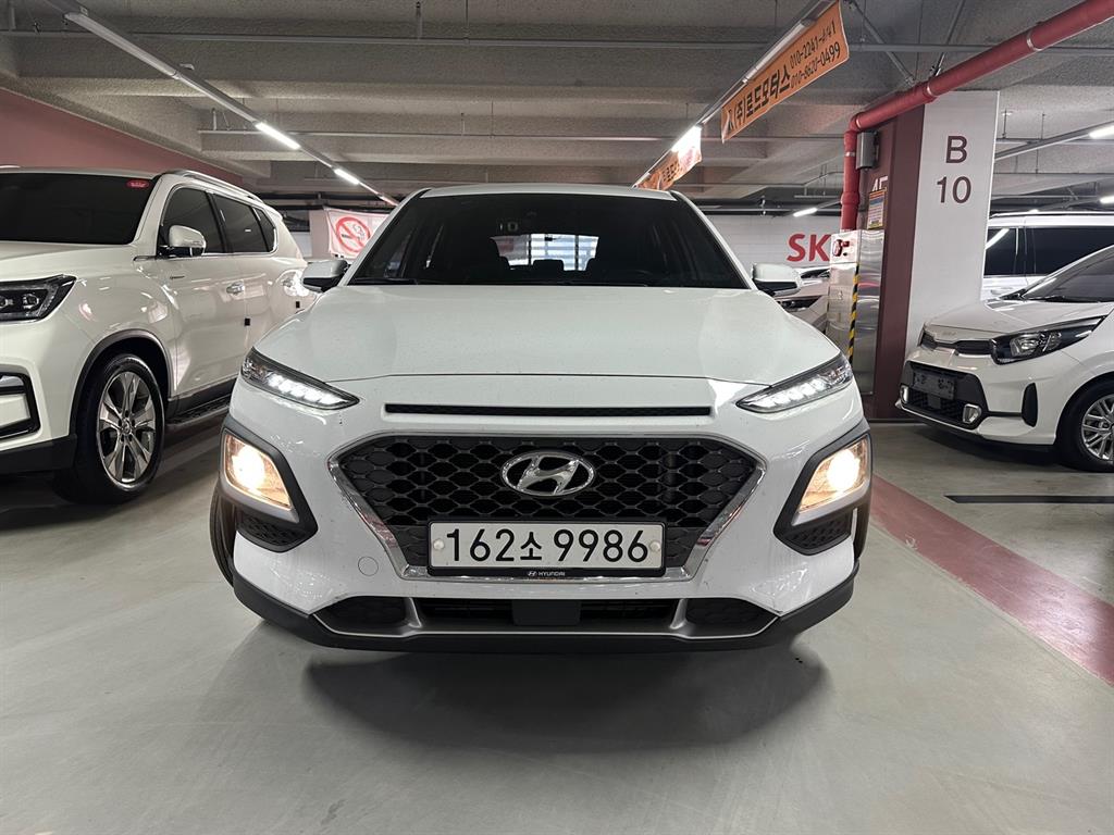 HYUNDAI Kona - Vista 3