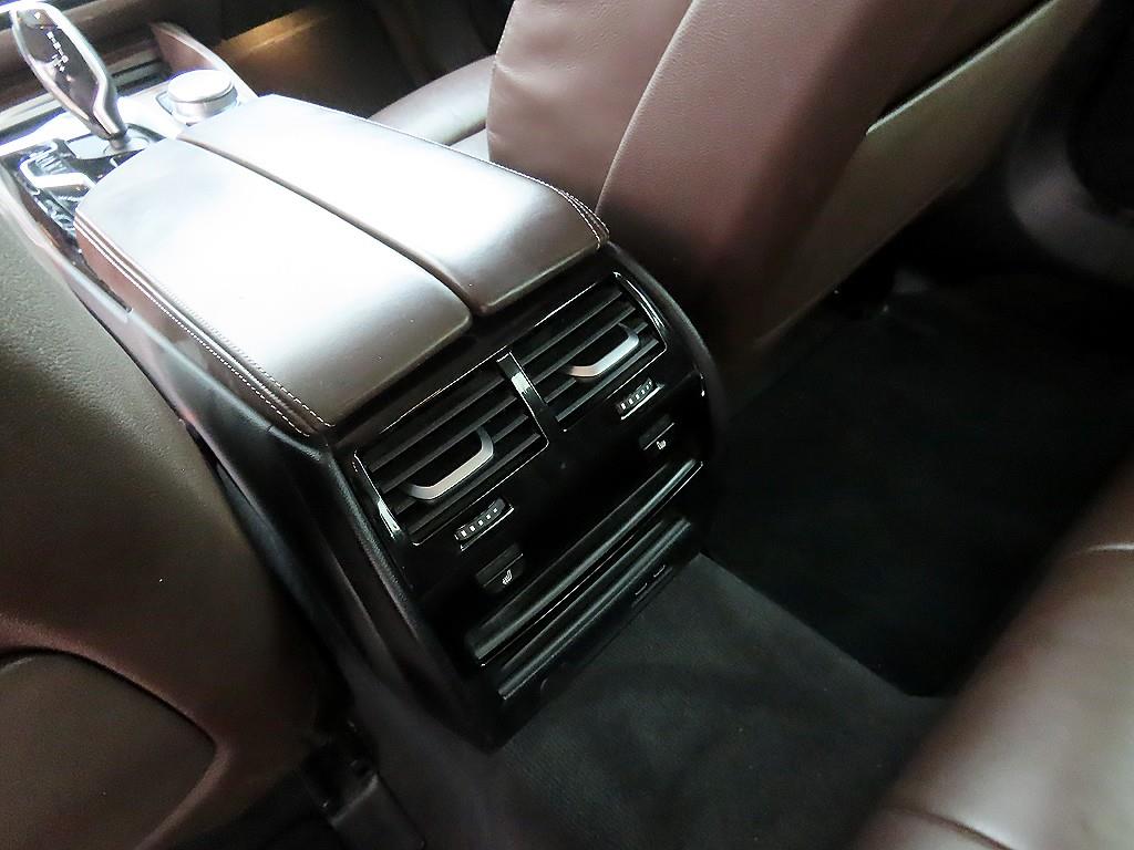 BMW 5 Series 2021 Blanco - Importación desde Corea - HF Imports Iquique - Foto 16