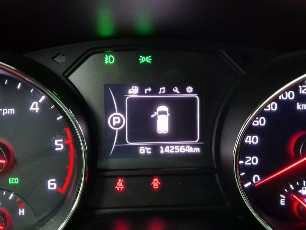 KIA Carnival 2017 Verde - Importación desde Corea - HF Imports Iquique - Foto 18