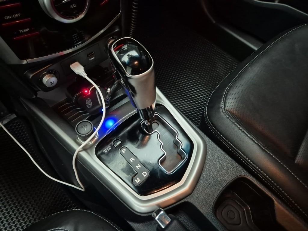 Ssangyong Tivoli - Vista 8