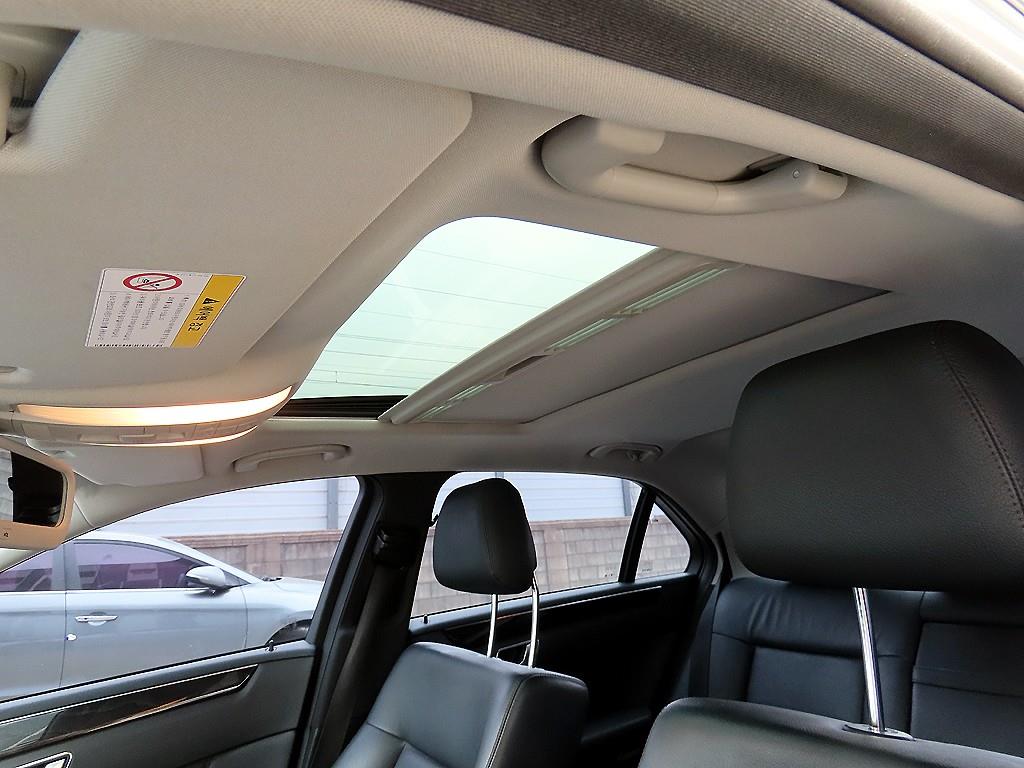 Mercedes Benz E class 2013 Plateado - Importación desde Corea - HF Imports Iquique - Foto 18