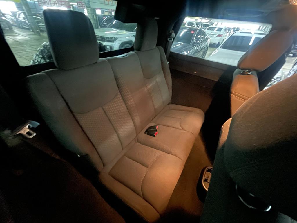 Jeep Wrangler - Vista 11