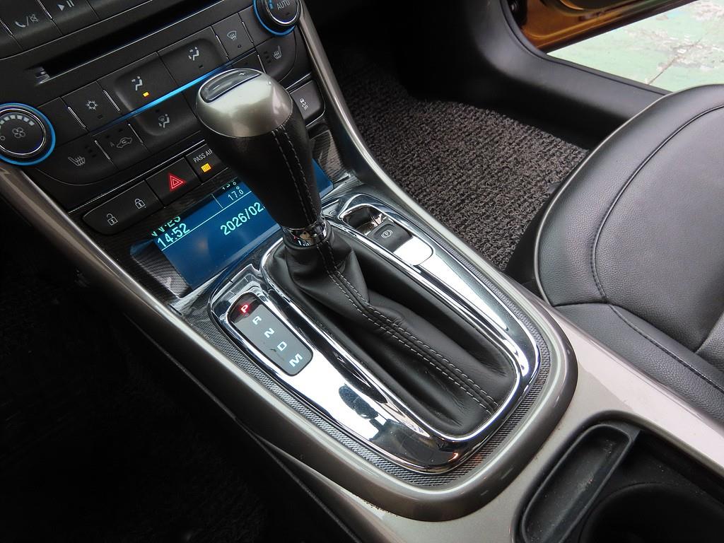 Chevrolet Malibu 2012 Rojo - Importación desde Corea - HF Imports Iquique - Foto 13