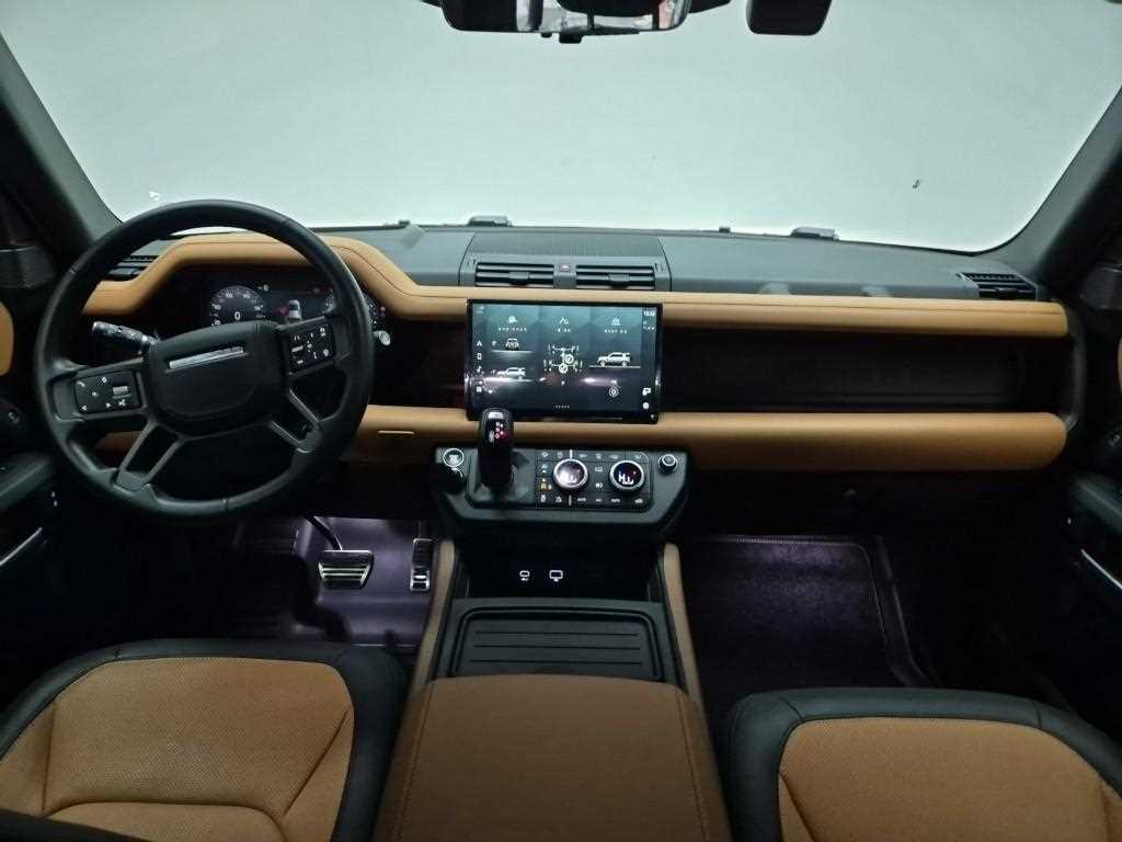 Land Rover Defender - Vista 7