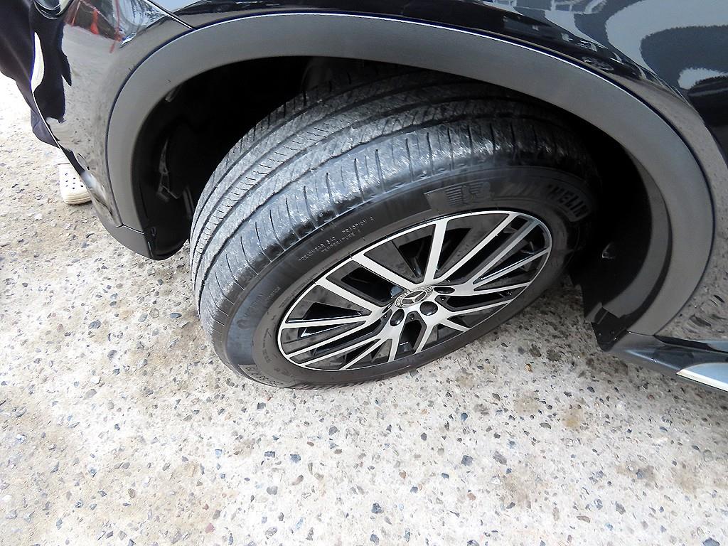 Mercedes Benz GLC Class 2021 Negro - Importación desde Corea - HF Imports Iquique - Foto 20