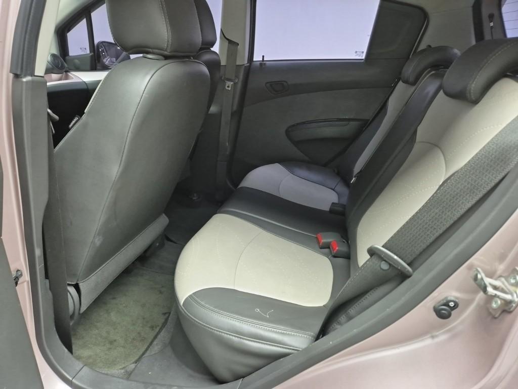 Chevrolet Spark - Vista 12