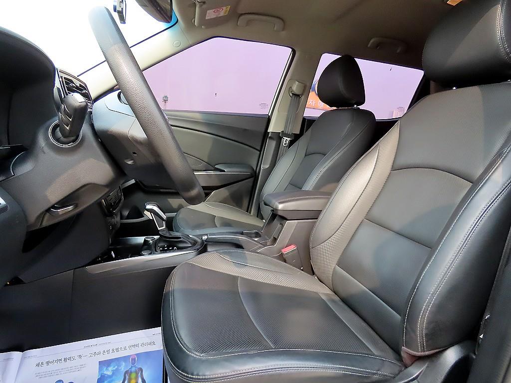 Ssangyong Tivoli - Vista 5