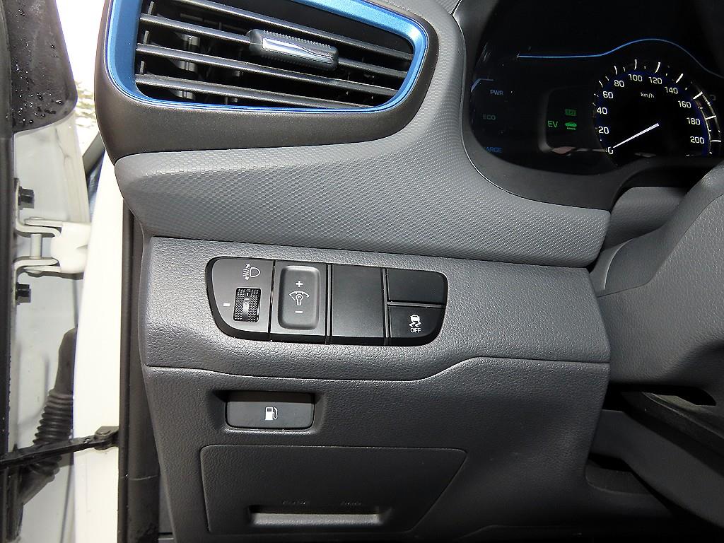 HYUNDAI Ioniq - Vista 12