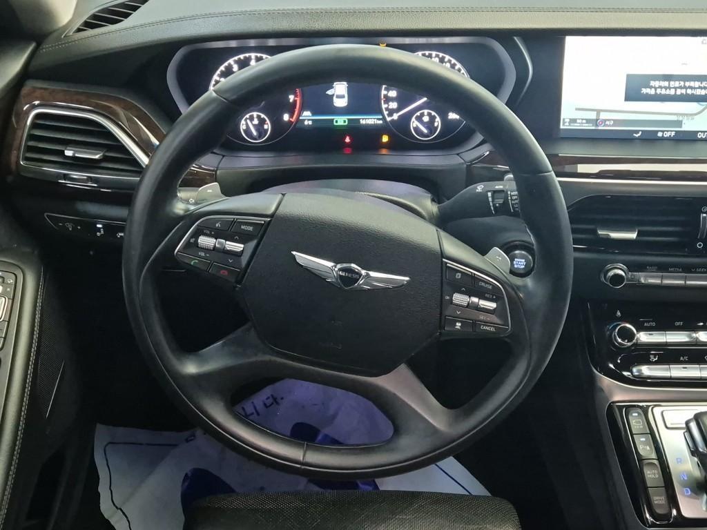 Genesis EQ900 - Vista 9