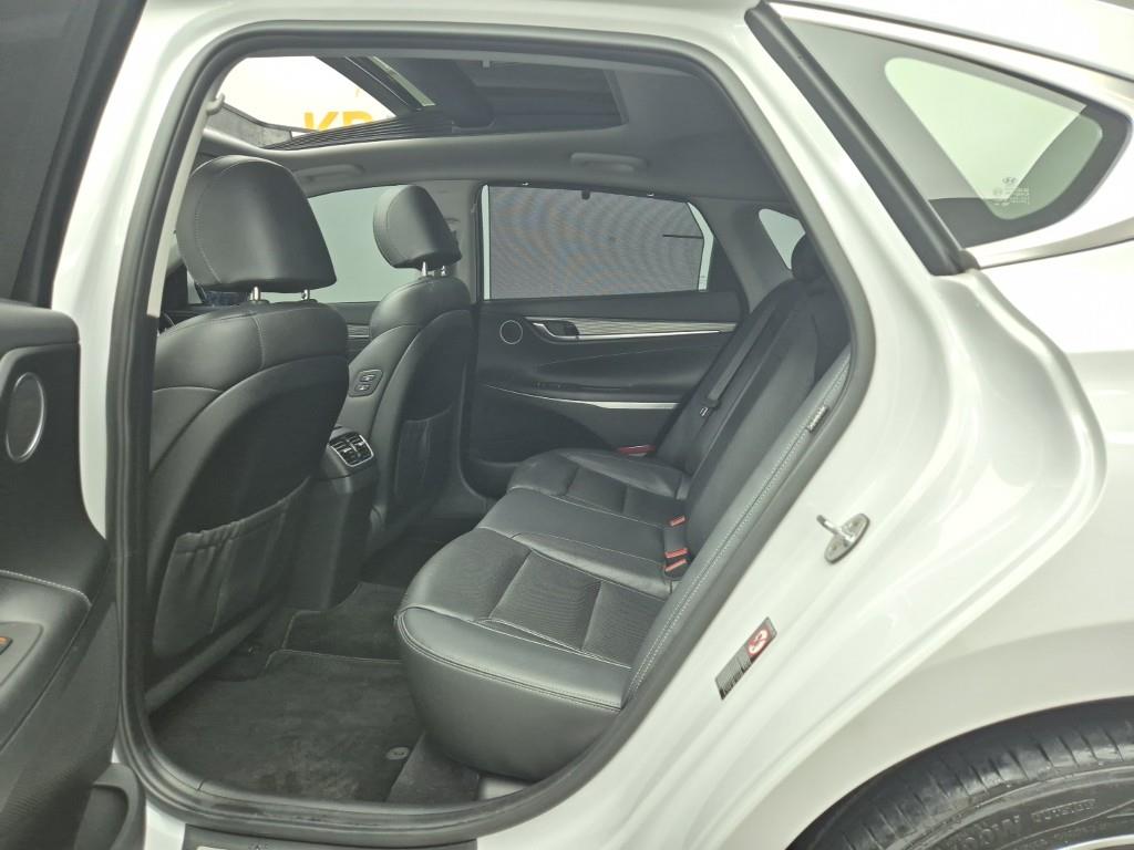 HYUNDAI Grandeur - Vista 12