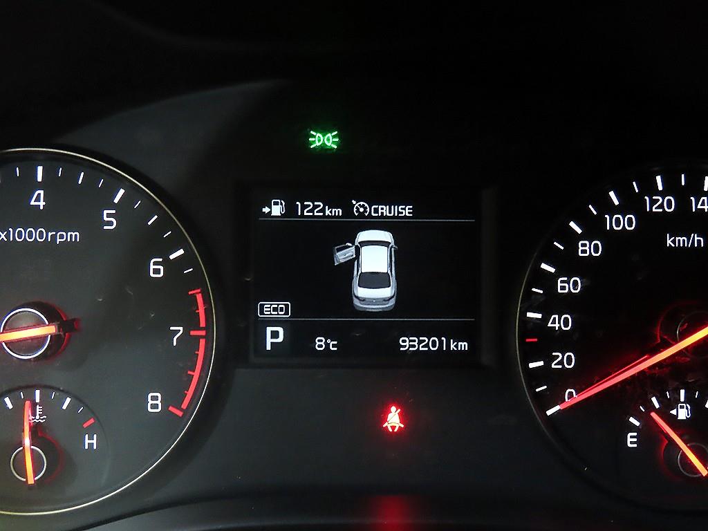 KIA K7 - Vista 9