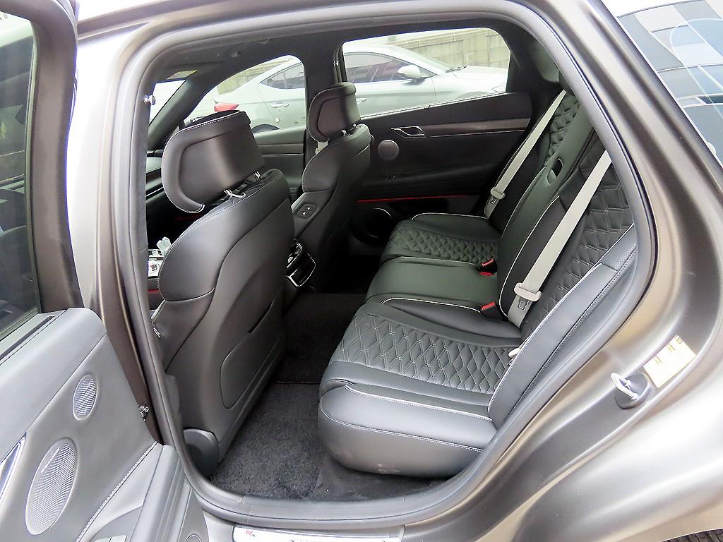 Genesis G80 - Vista 6