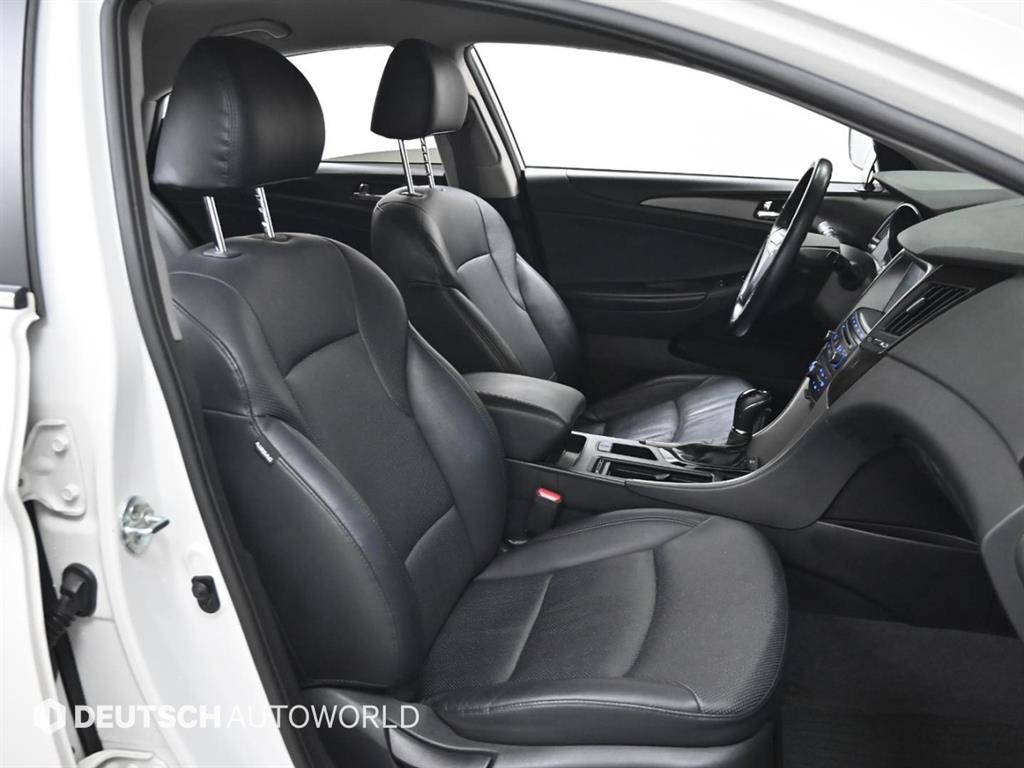 HYUNDAI Sonata - Vista 10