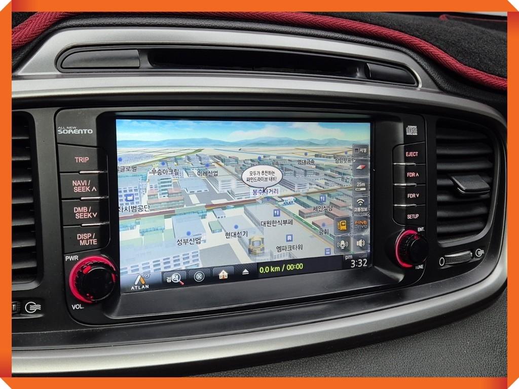KIA Sorento - Vista 12