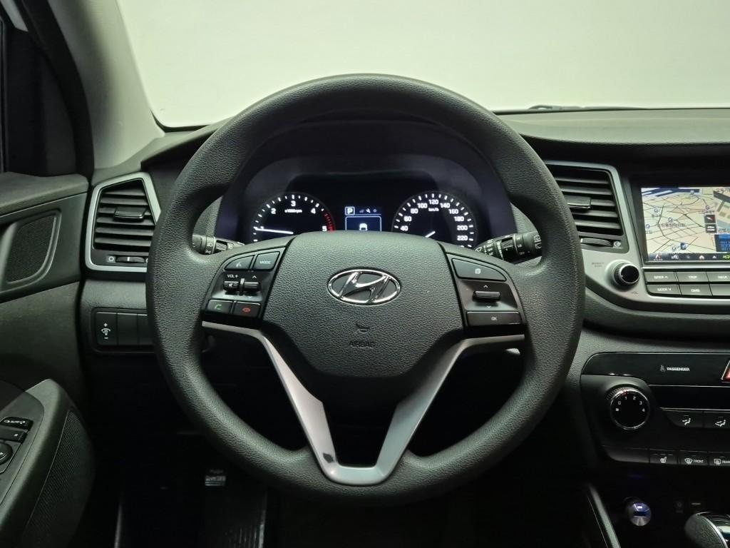 HYUNDAI Tucson - Vista 8