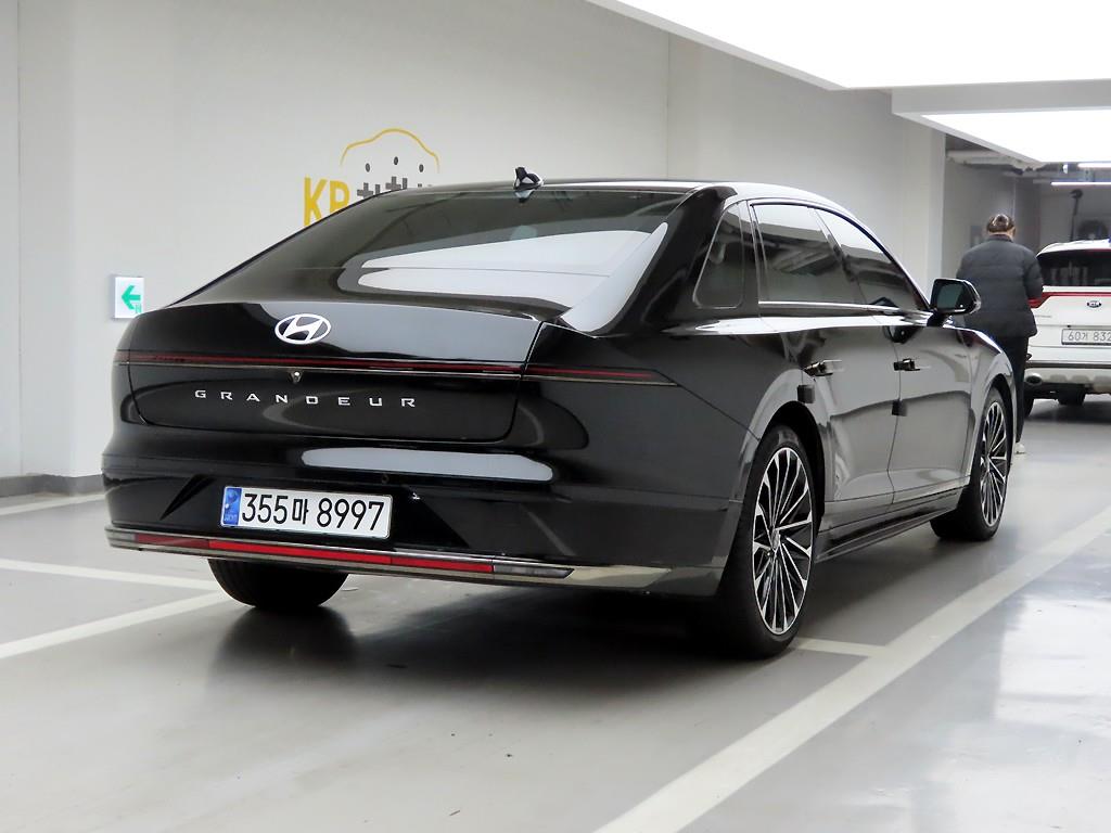 HYUNDAI Grandeur - Vista 4