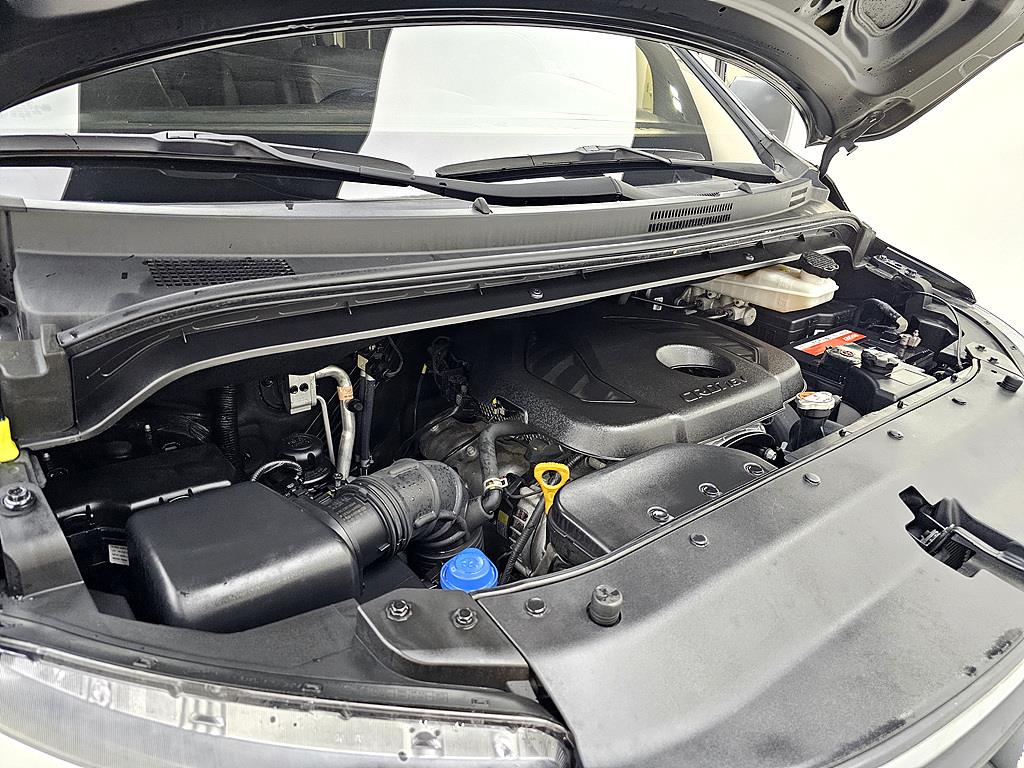 HYUNDAI Starex - Vista 6