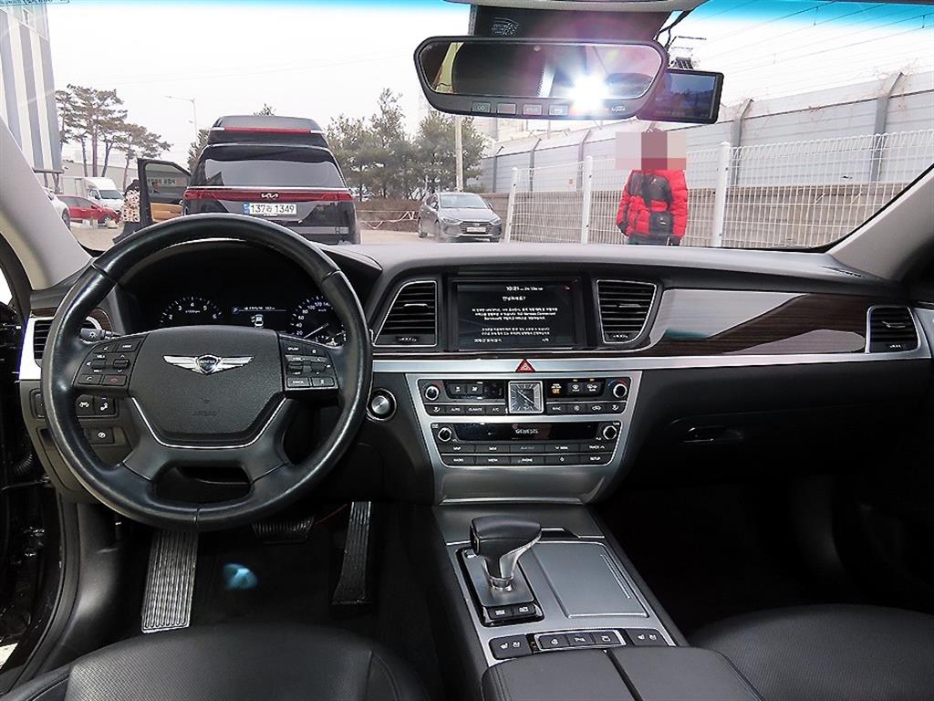 Genesis G80 - Vista 7