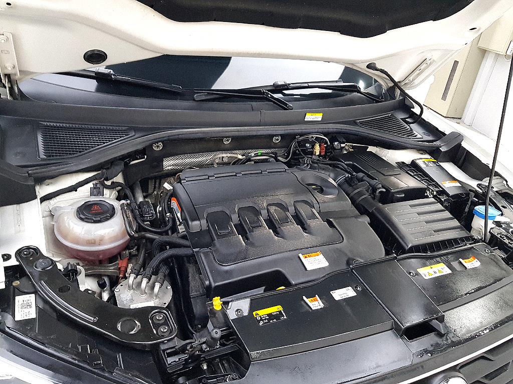 Volkswagen T-Roc - Vista 6