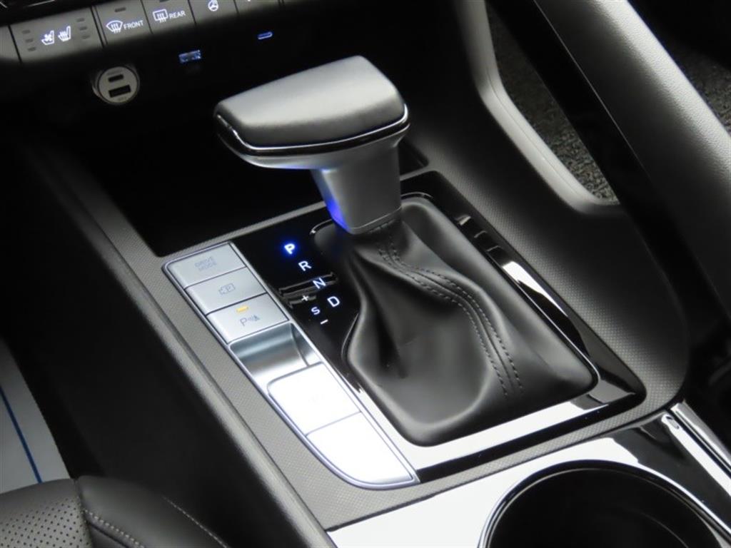 HYUNDAI Avante - Vista 11