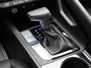 HYUNDAI Avante - Vista 12