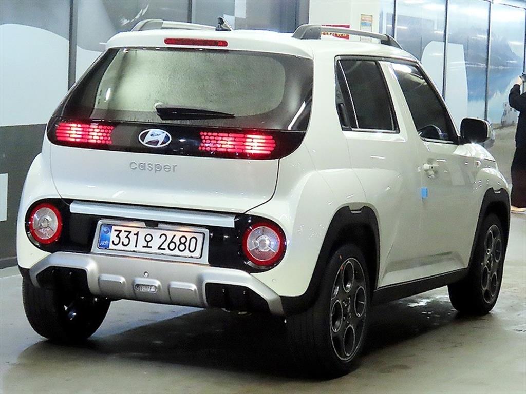 HYUNDAI Casper - Vista 4