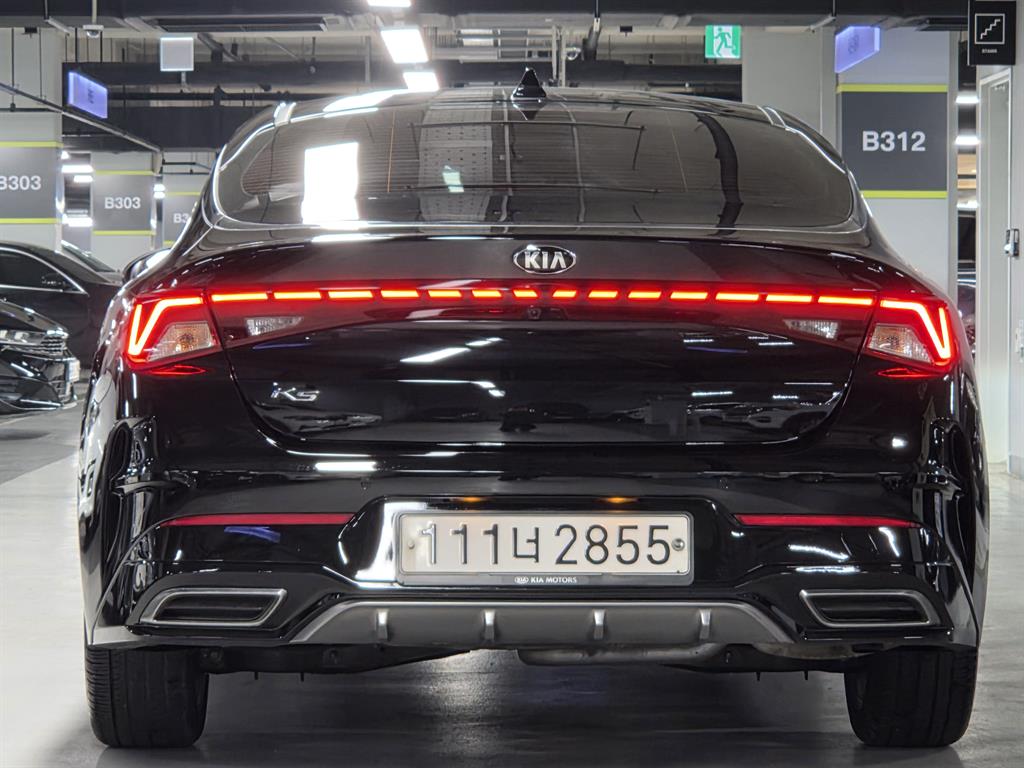 KIA K5 - Vista 6