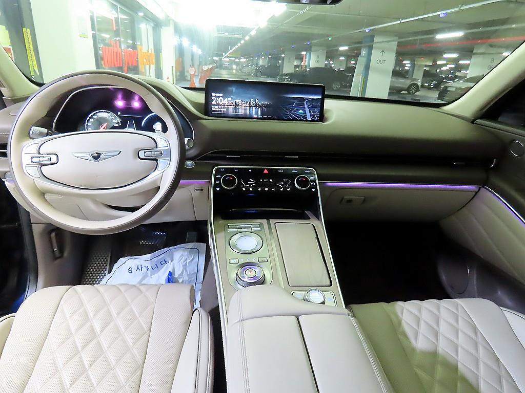 Genesis GV80 - Vista 10