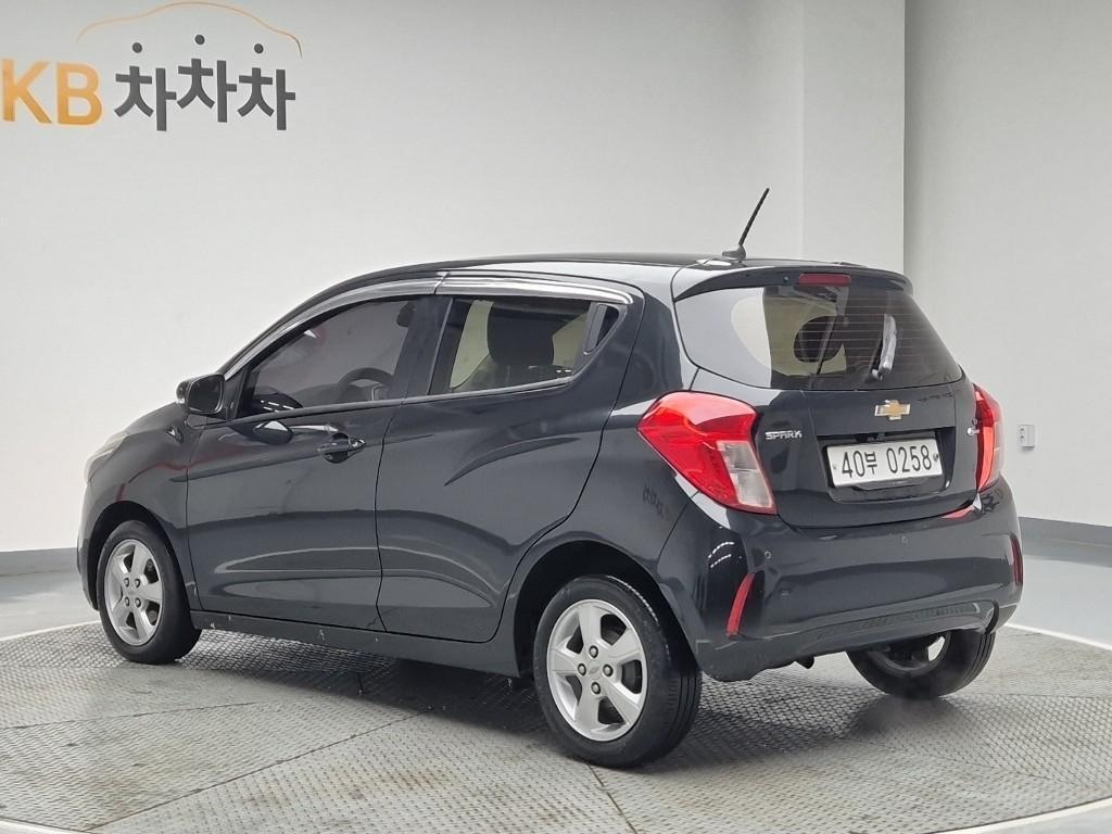 Chevrolet Spark - Vista 3