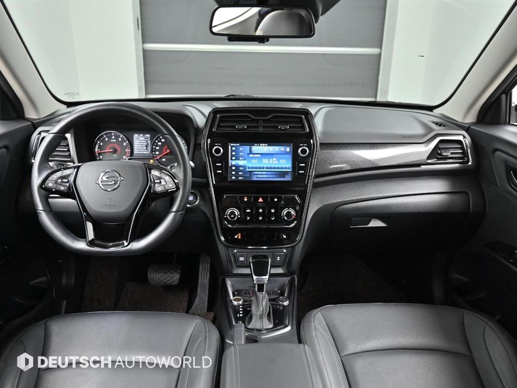 Ssangyong Tivoli - Vista 7