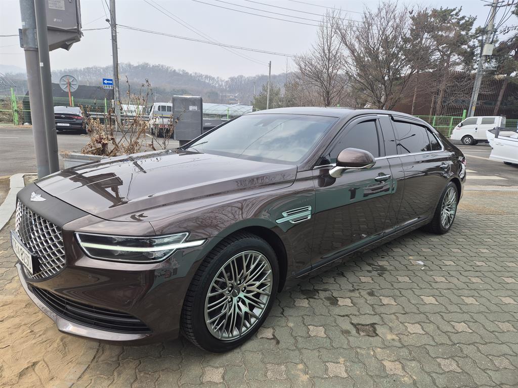 Genesis G90 - Vista 3